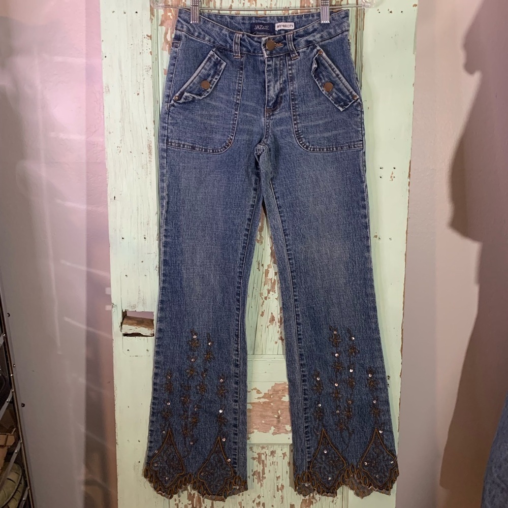 Women’s Jazzie vintage blue denim bootcut jeans with brown lace embroidery